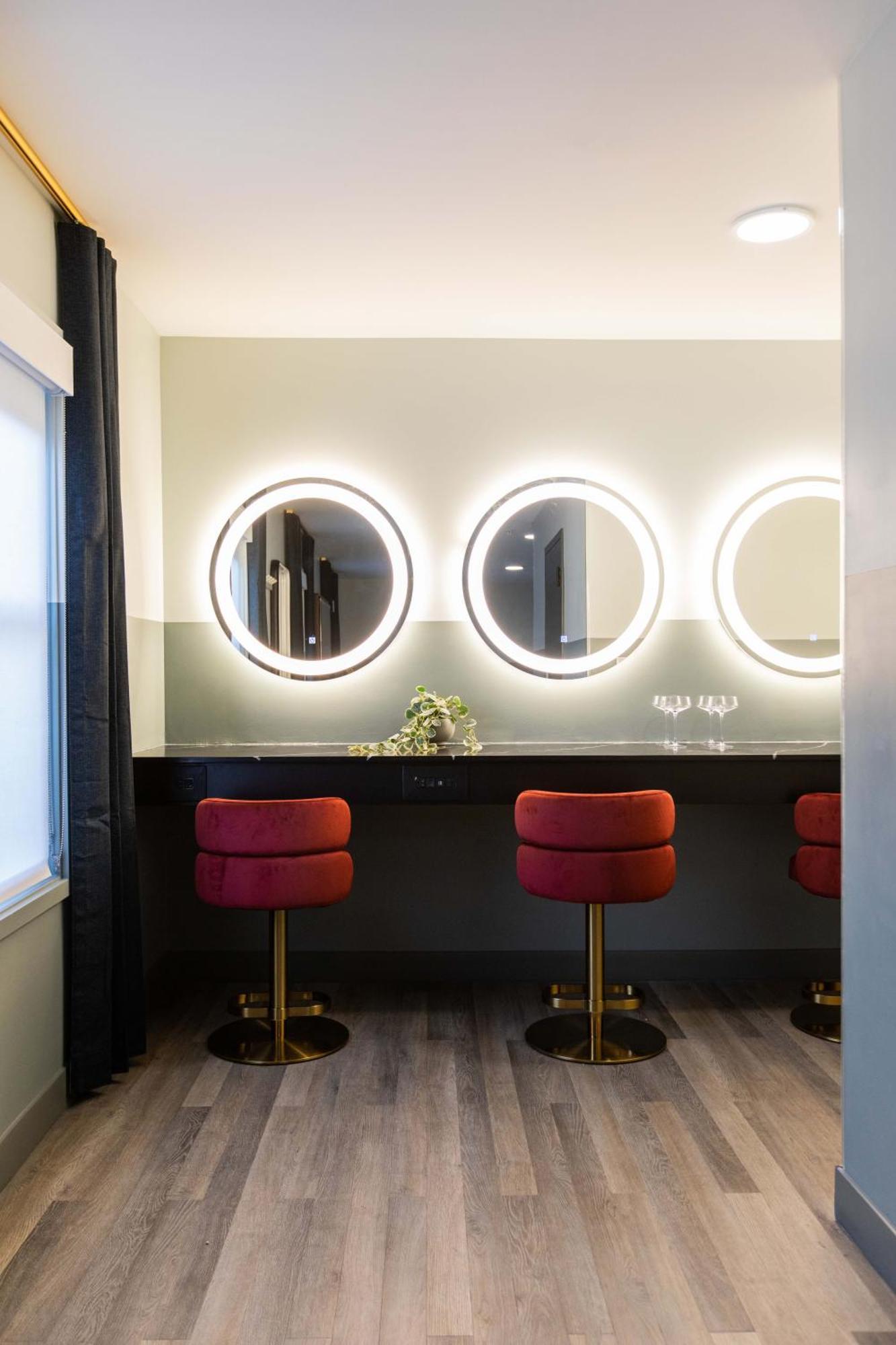 Отель Voco The Darwin - Atlanta Midtown By Ihg Экстерьер фото