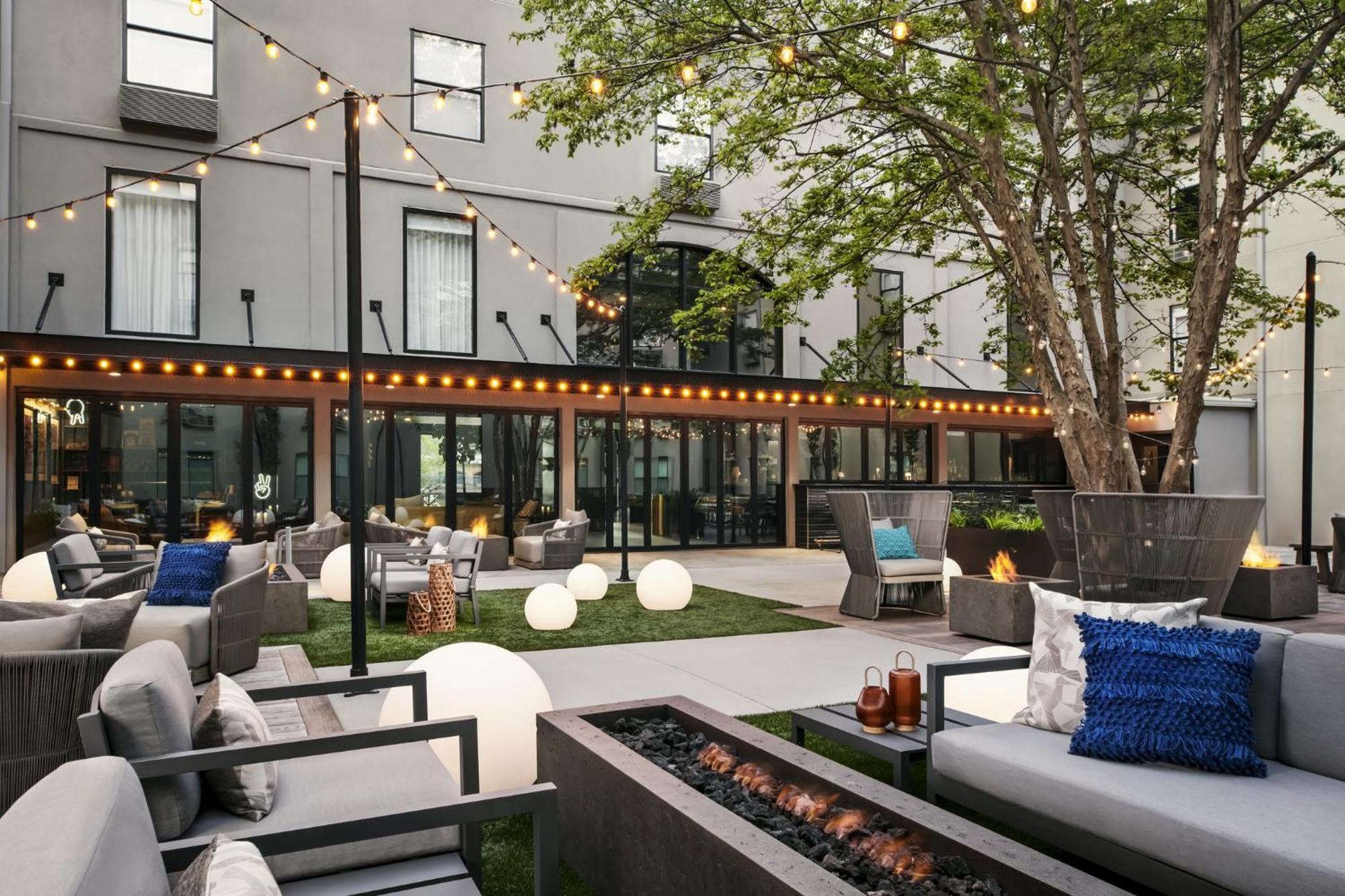 Отель Voco The Darwin - Atlanta Midtown By Ihg Экстерьер фото